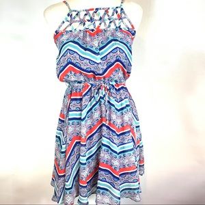 🌴 Pretty Sequin Hearts Dress